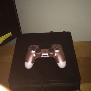 PS4 slim 1tb